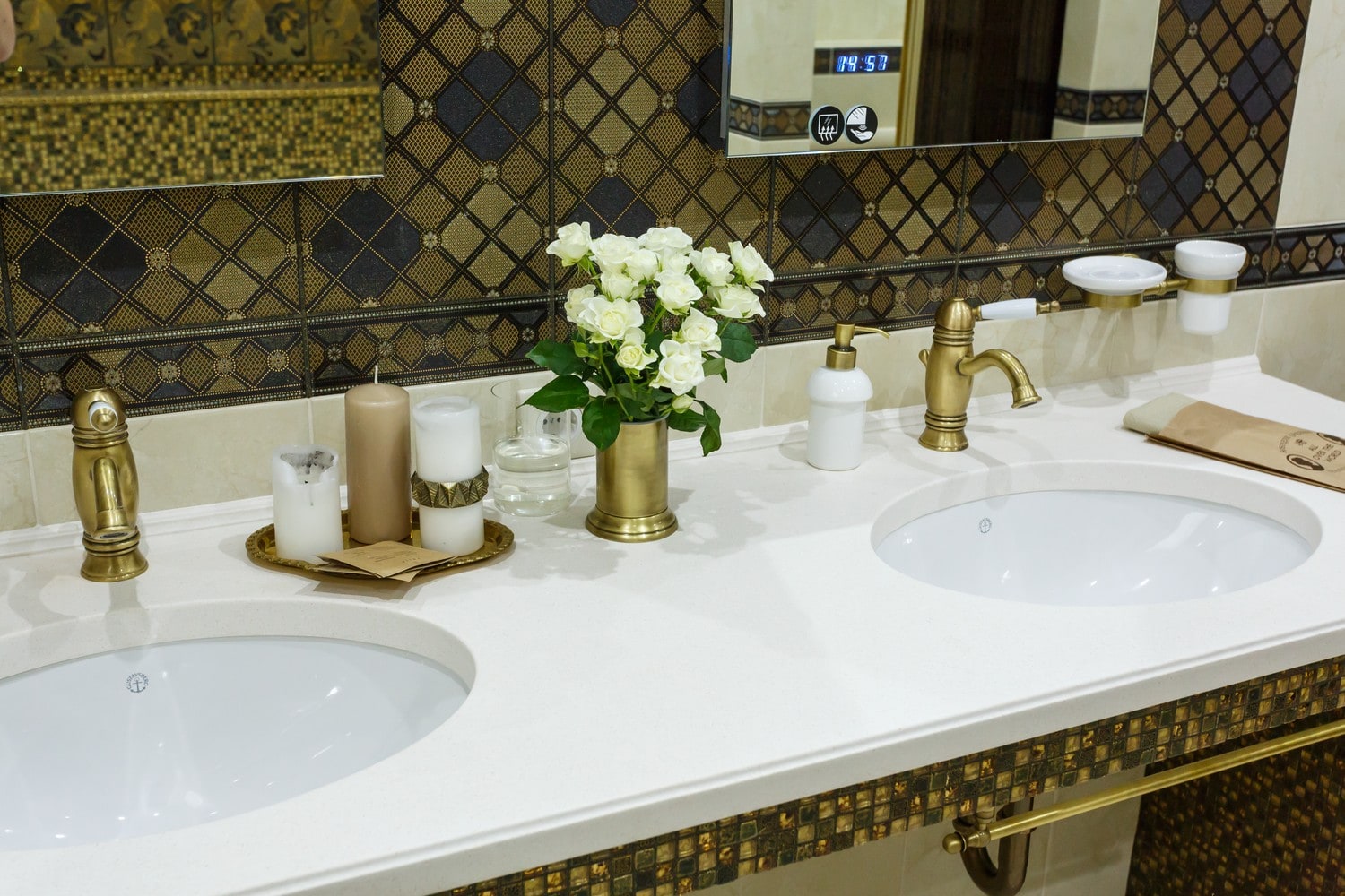 Автор А-СТУДИЯ, дизайнер АННА ИСУПОВА