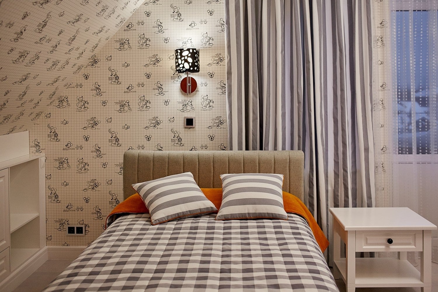 Автор А-СТУДИЯ, дизайнер АННА ИСУПОВА