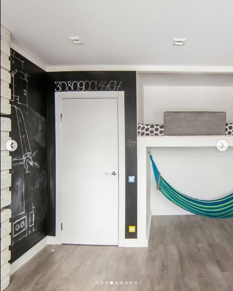 Автор А-СТУДИЯ, дизайнер АННА ИСУПОВА