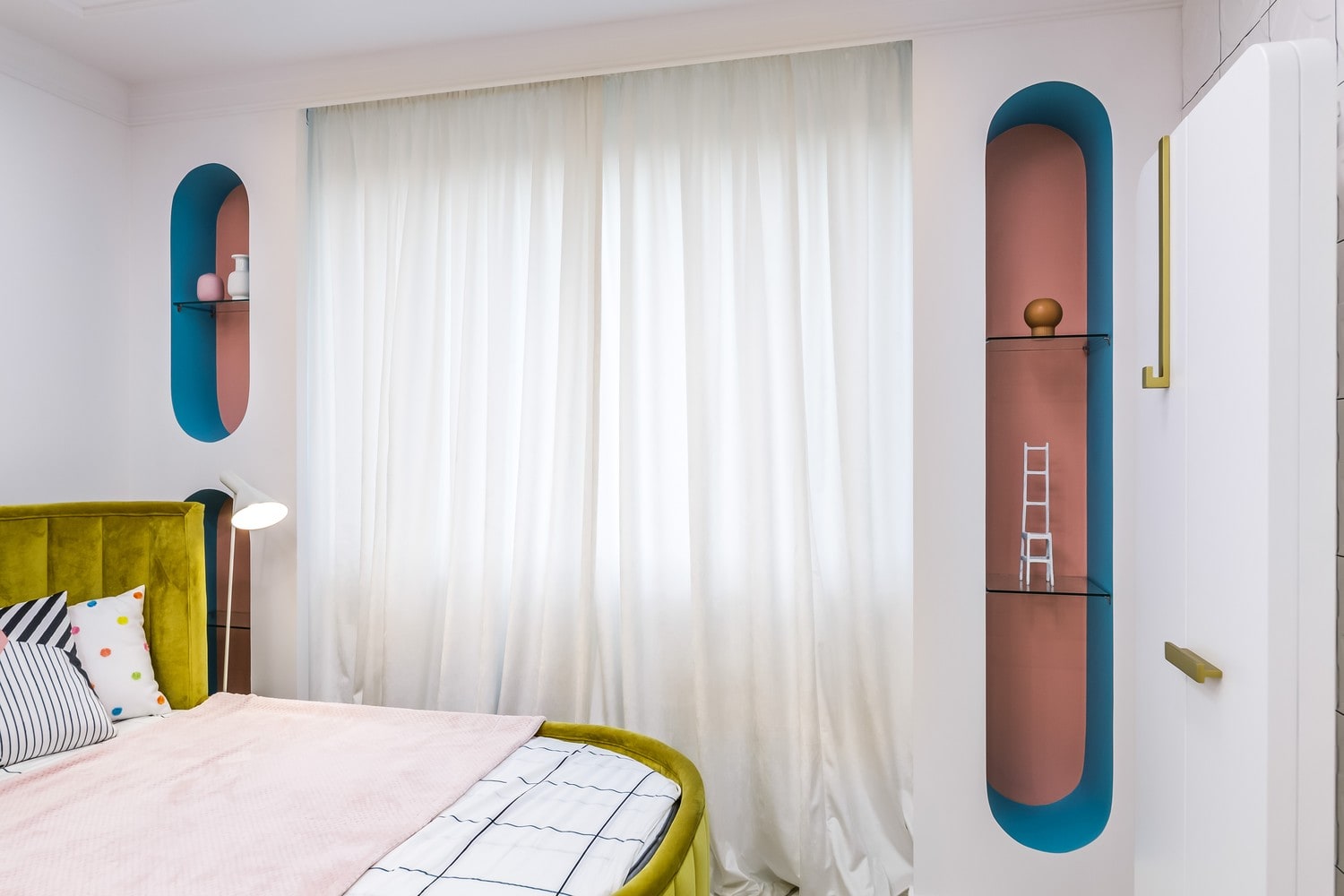 Автор А-СТУДИЯ, дизайнер АННА ИСУПОВА