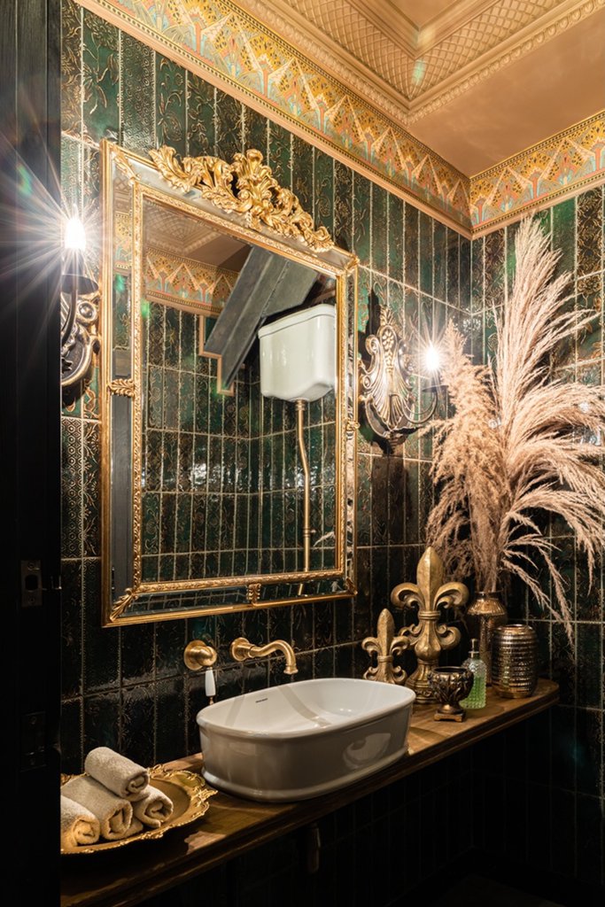 Автор А-СТУДИЯ, дизайнер АННА ИСУПОВА