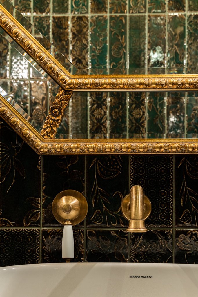 Автор А-СТУДИЯ, дизайнер АННА ИСУПОВА