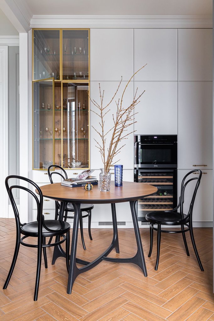 Автор А-СТУДИЯ, дизайнер АННА ИСУПОВА