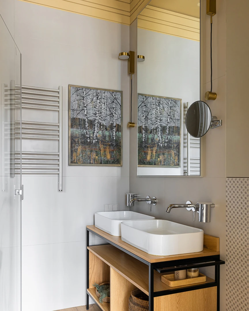 Автор А-СТУДИЯ, дизайнер АННА ИСУПОВА