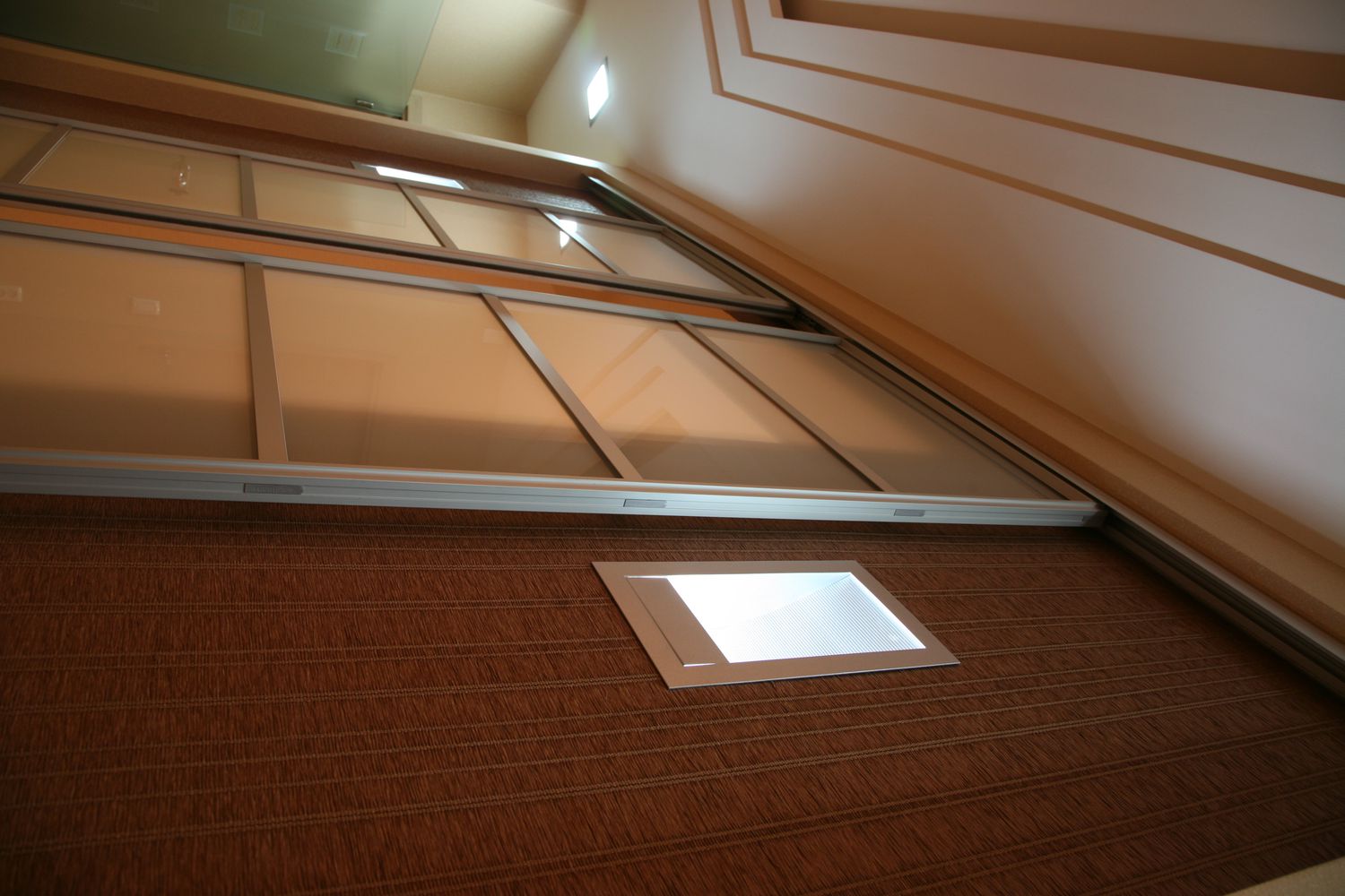 Автор дизайнер АНТОН ЛАЛЕТИН