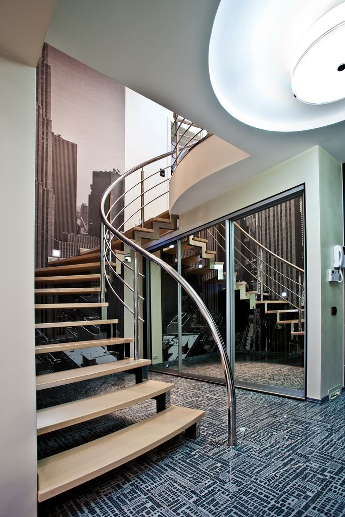 Автор дизайнер АНТОН ЛАЛЕТИН