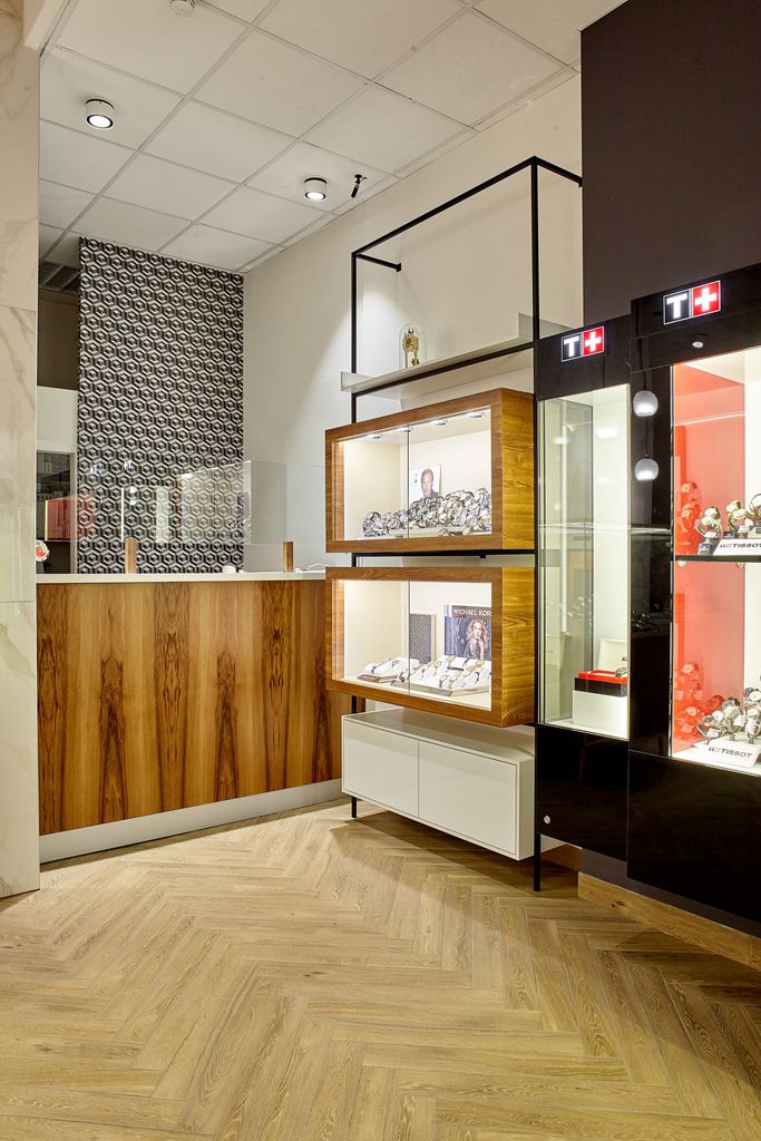 Автор дизайнер АНТОН ЛАЛЕТИН