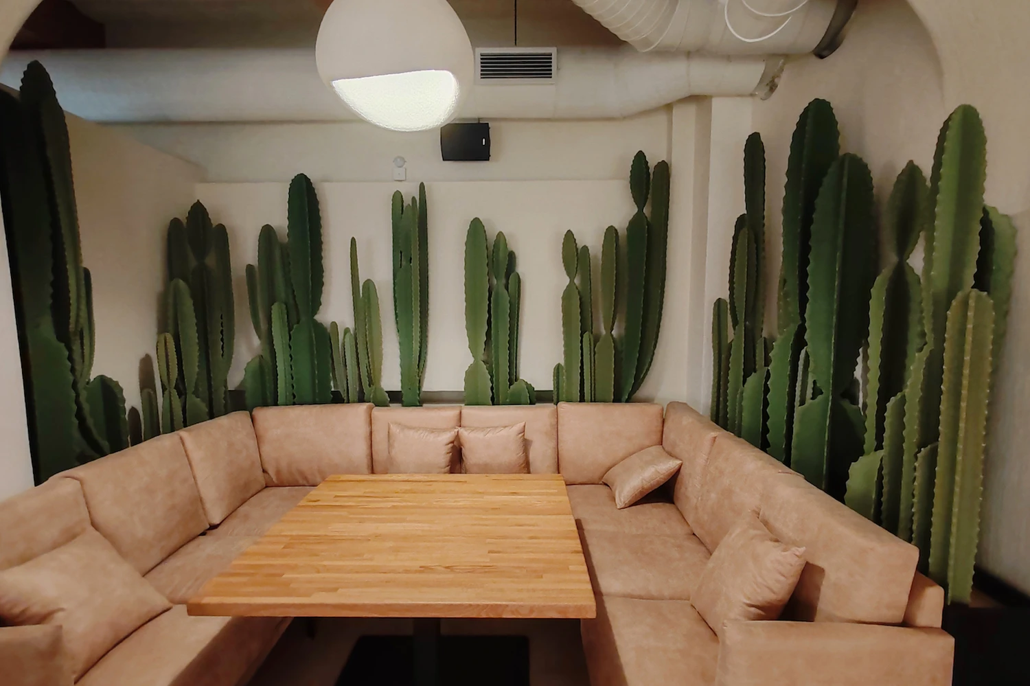 Автор арт-студия ДАНИИЛА МИХАЙЛОВА