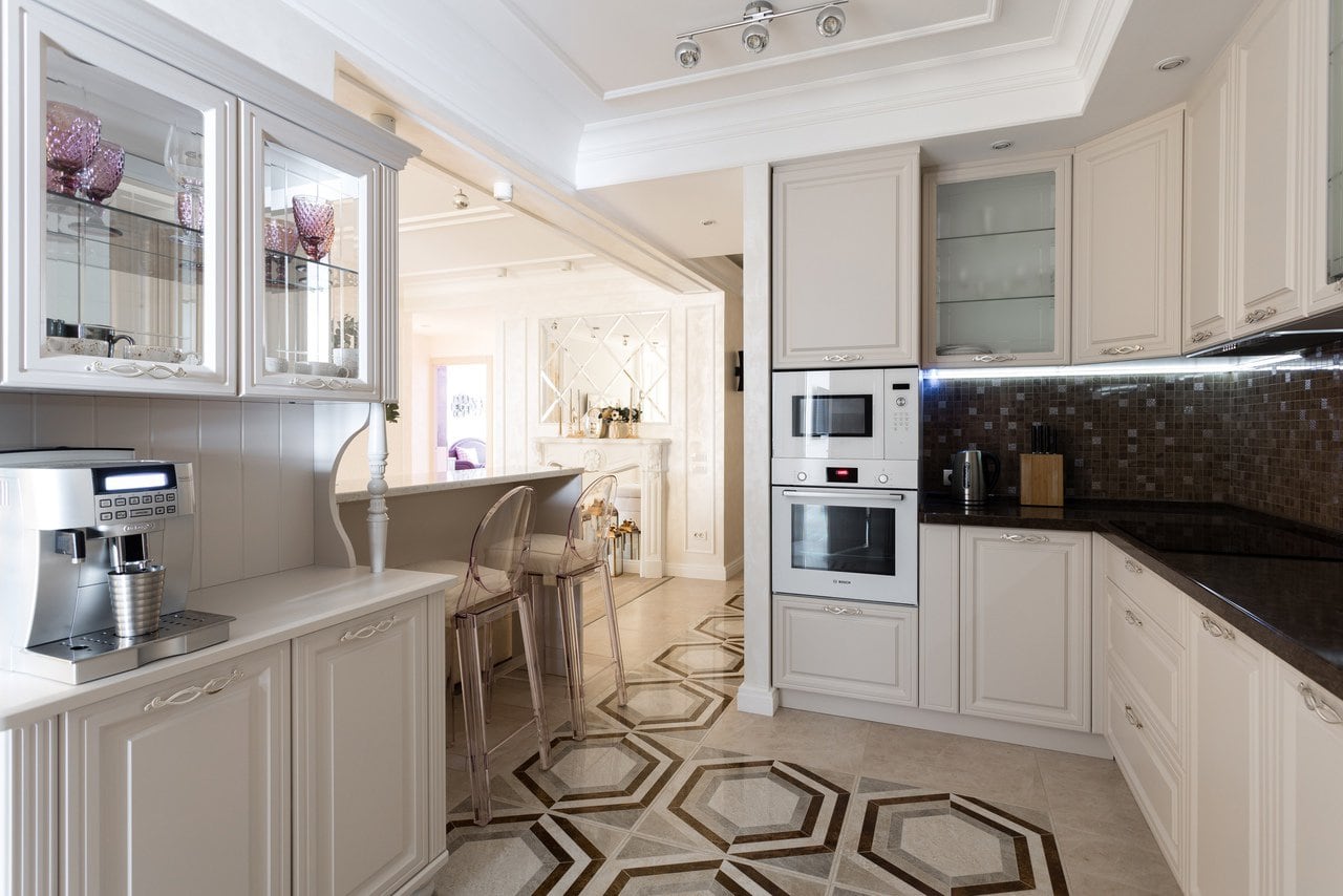 Автор дизайн-студия 13.12