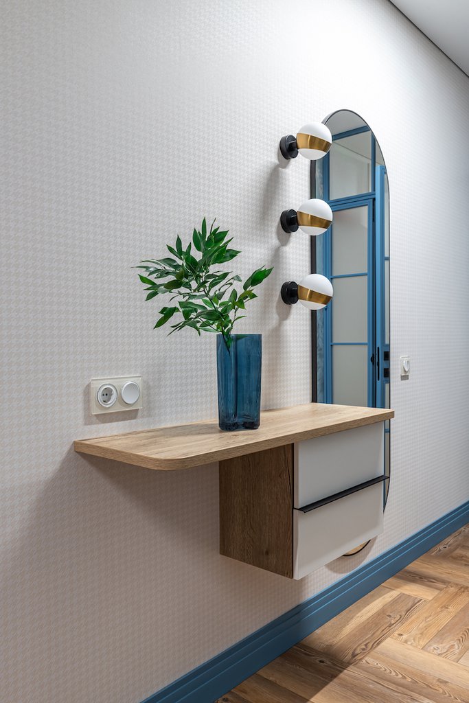 Автор дизайн-студия 13.12