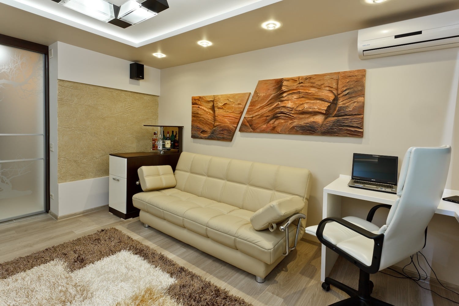 Автор дизайн-студия АТРИУМ, руководитель Олег Рожнев