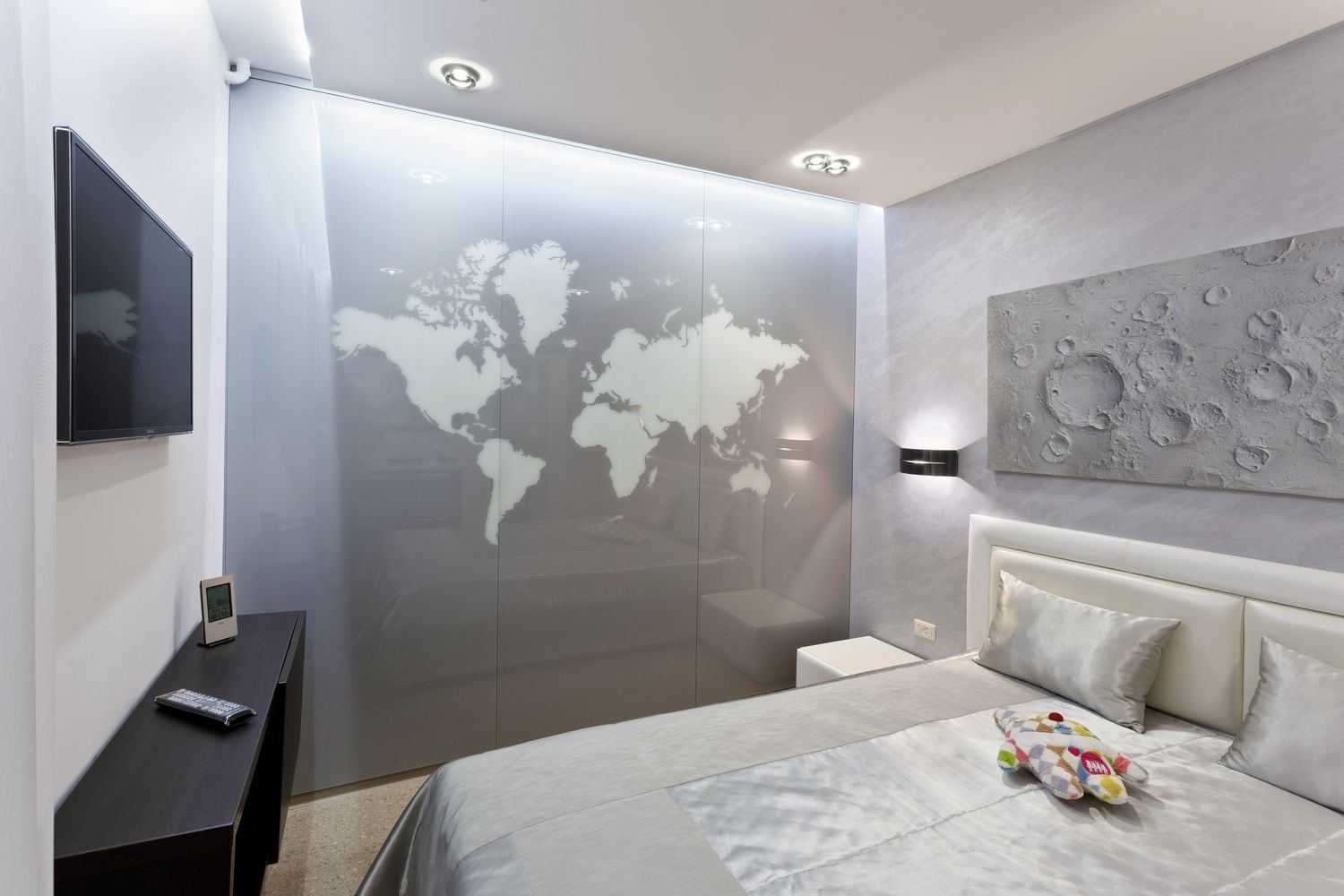 Автор дизайн-студия АТРИУМ, руководитель Олег Рожнев