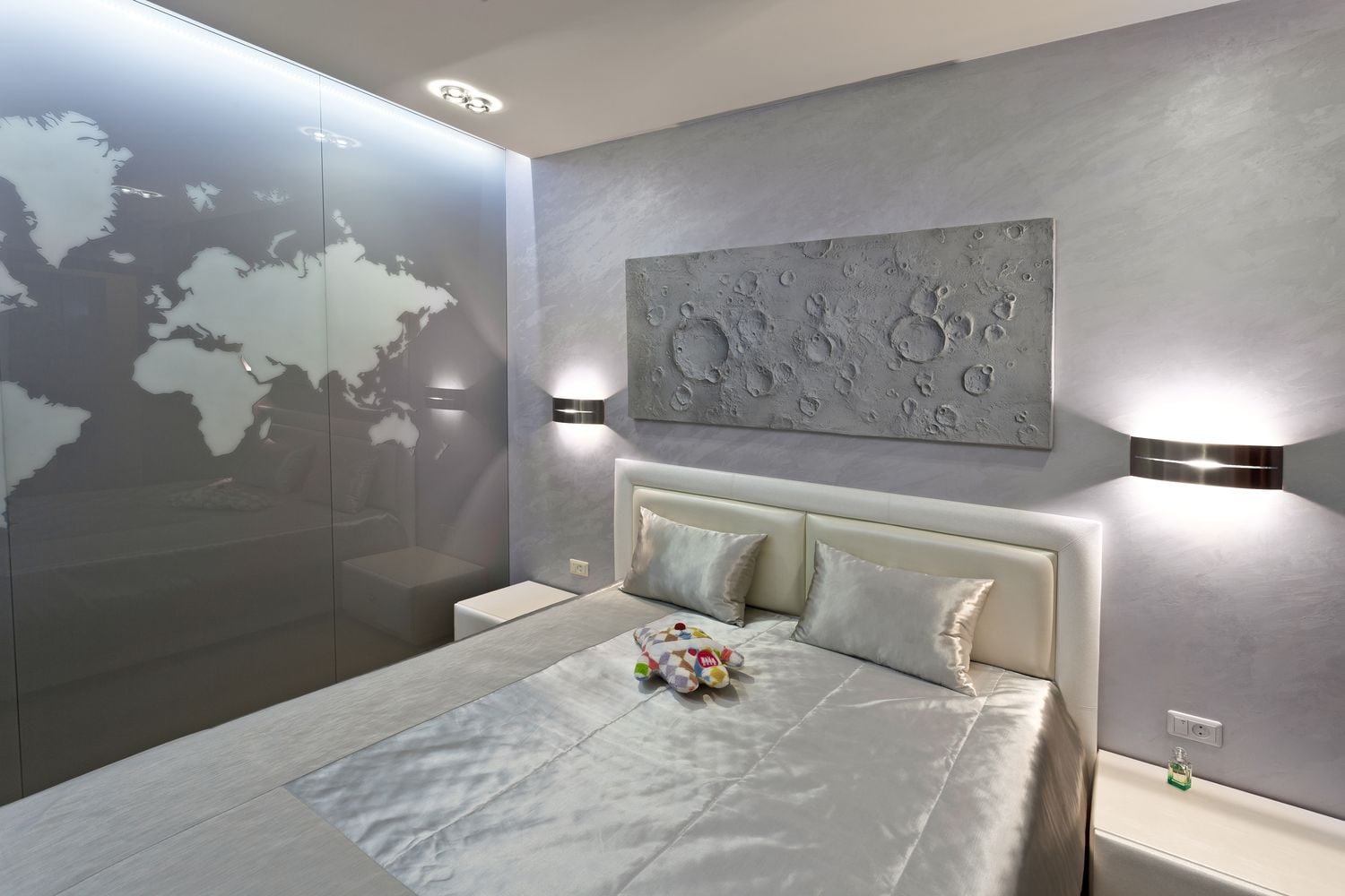 Автор дизайн-студия АТРИУМ, руководитель Олег Рожнев