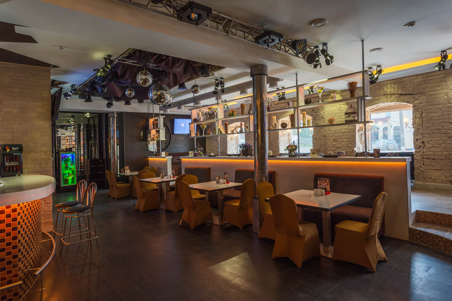 Автор дизайн-студия АТРИУМ, руководитель Олег Рожнев