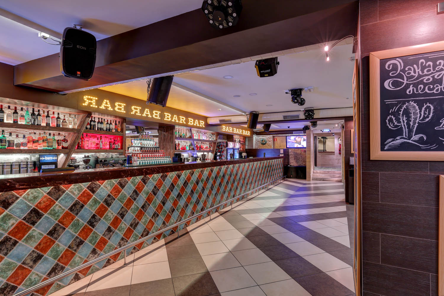 Автор дизайн-студия АТРИУМ, руководитель Олег Рожнев