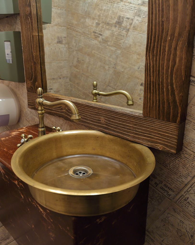 Автор дизайн-студия АТРИУМ, руководитель Олег Рожнев