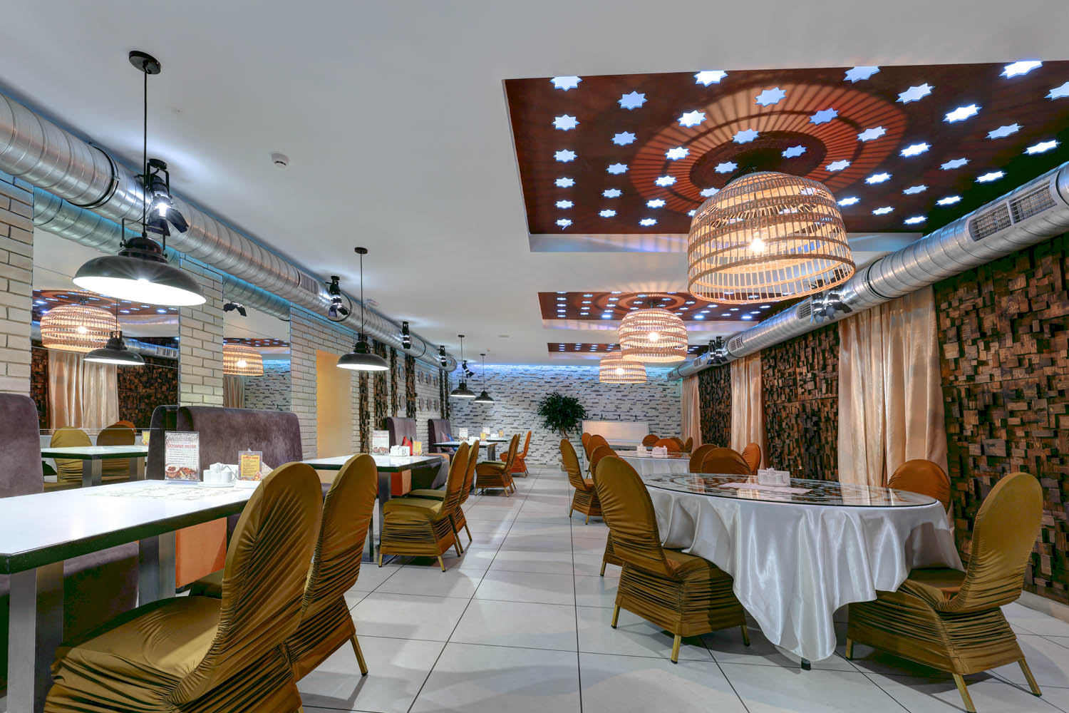 Автор дизайн-студия АТРИУМ, руководитель Олег Рожнев