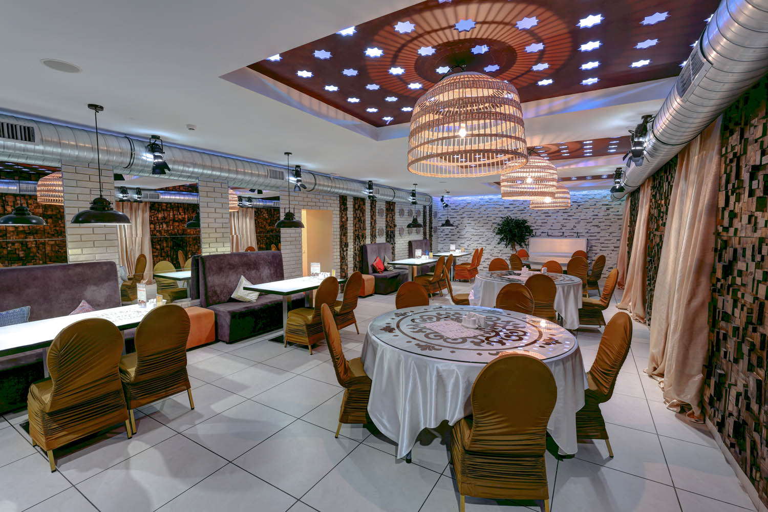 Автор дизайн-студия АТРИУМ, руководитель Олег Рожнев