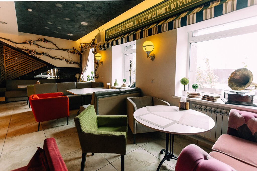 Автор дизайн-студия АТРИУМ, руководитель Олег Рожнев