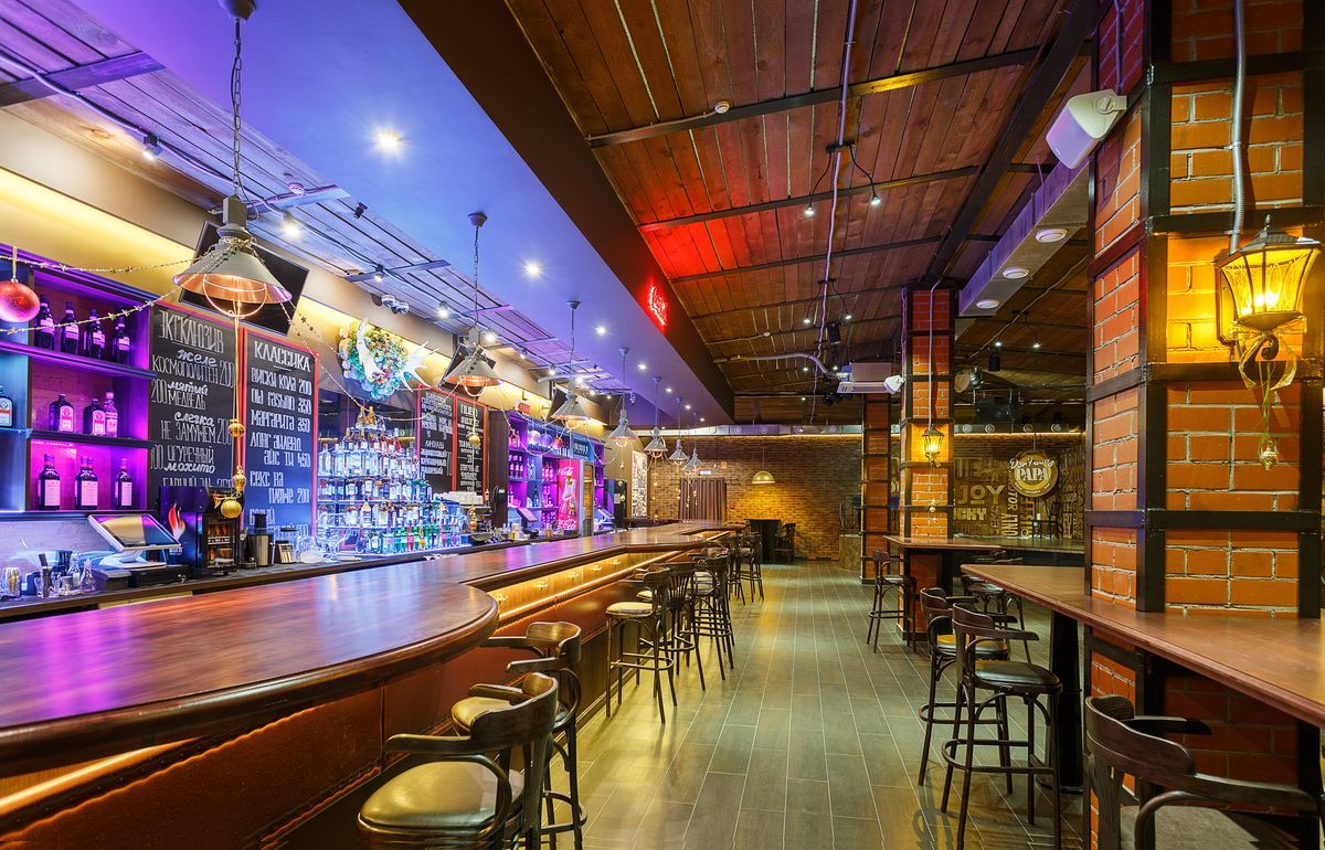 Автор дизайн-студия АТРИУМ, руководитель Олег Рожнев