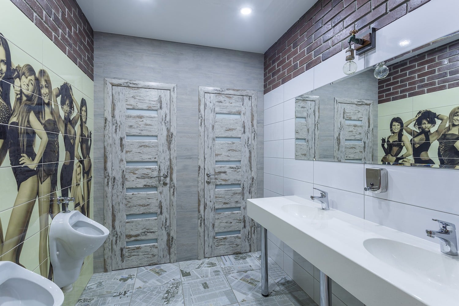 Автор дизайн-студия АТРИУМ, руководитель Олег Рожнев