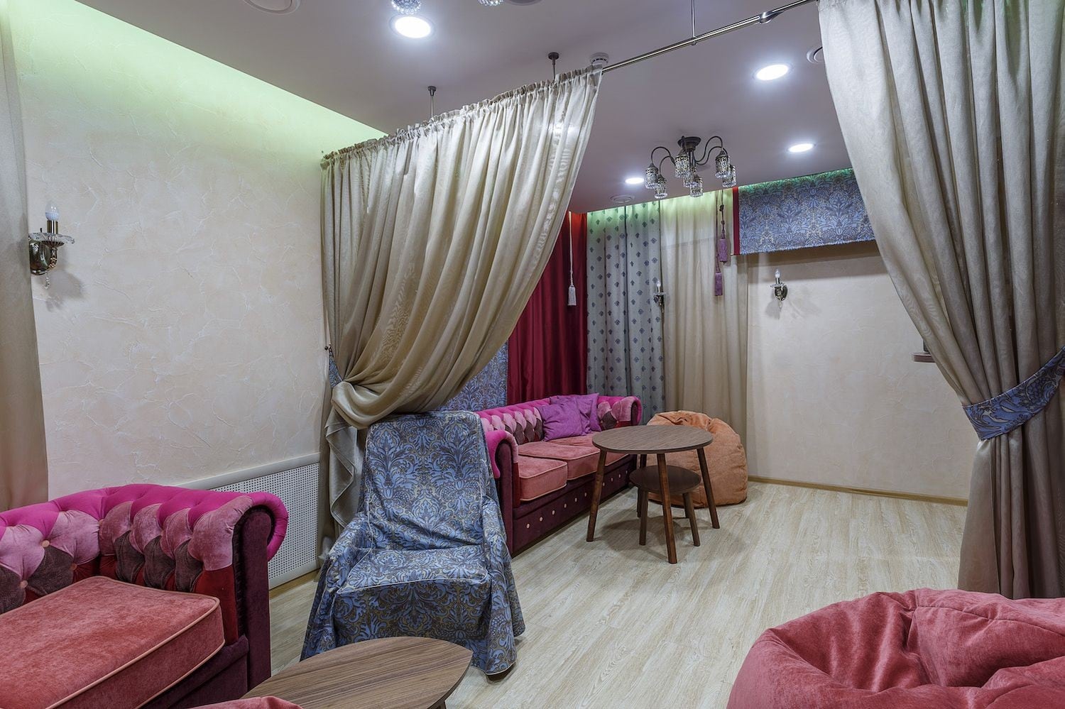 Автор дизайн-студия АТРИУМ, руководитель Олег Рожнев