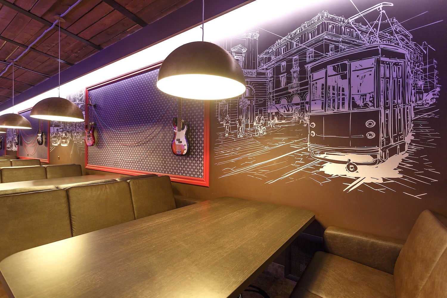 Автор дизайн-студия АТРИУМ, руководитель Олег Рожнев