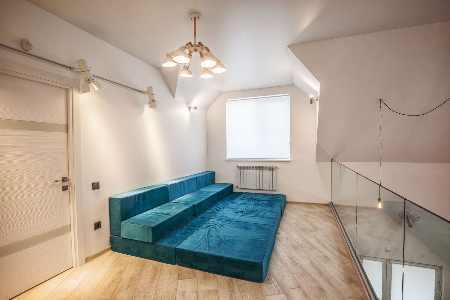 Автор дизайн-студия АТРИУМ, руководитель Олег Рожнев