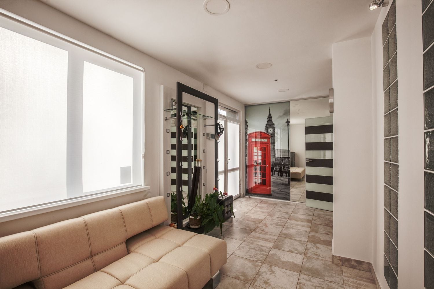 Автор дизайн-студия АТРИУМ, руководитель Олег Рожнев