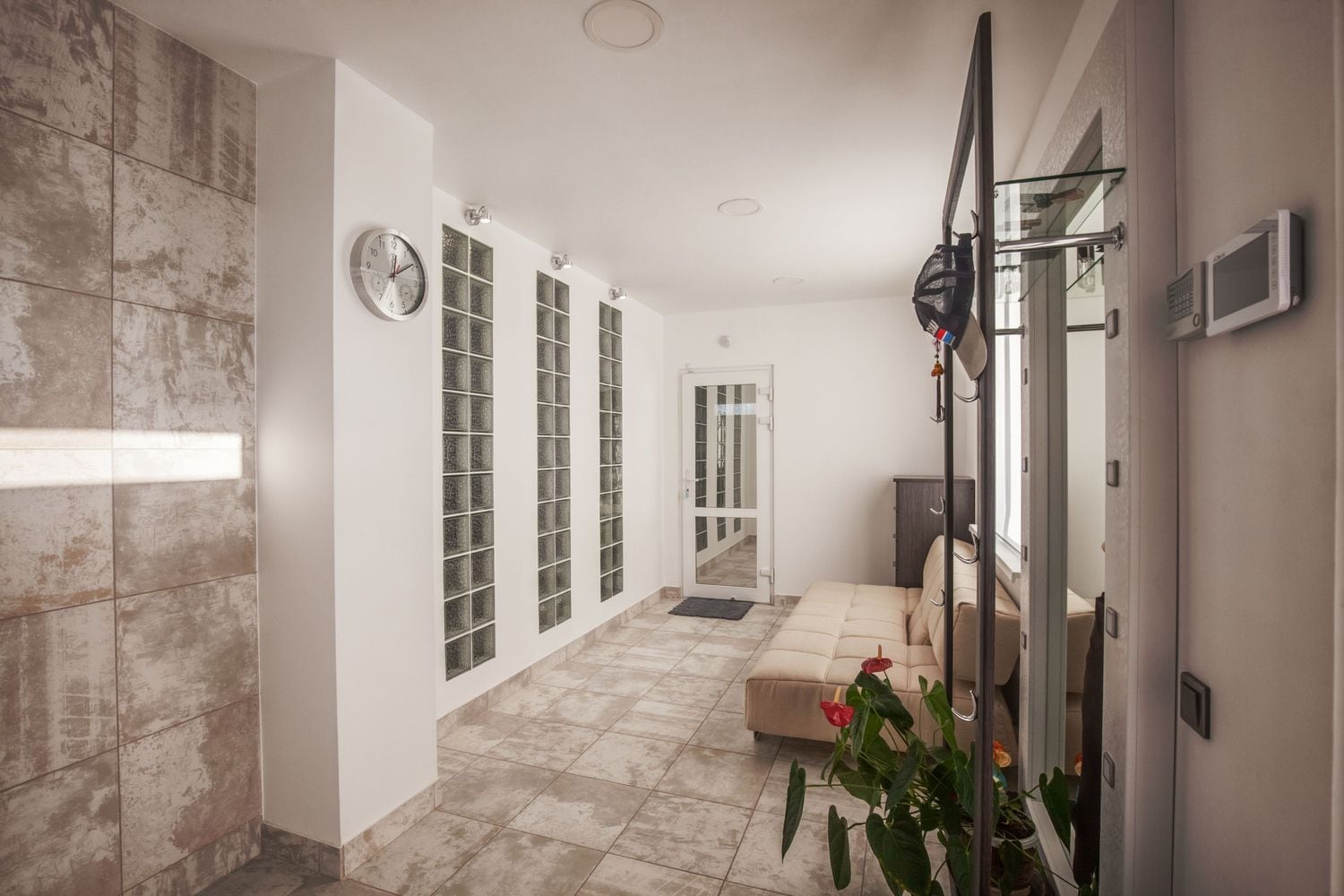 Автор дизайн-студия АТРИУМ, руководитель Олег Рожнев