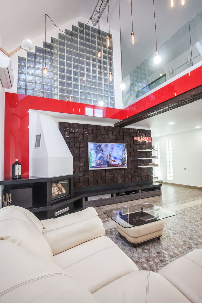 Автор дизайн-студия АТРИУМ, руководитель Олег Рожнев