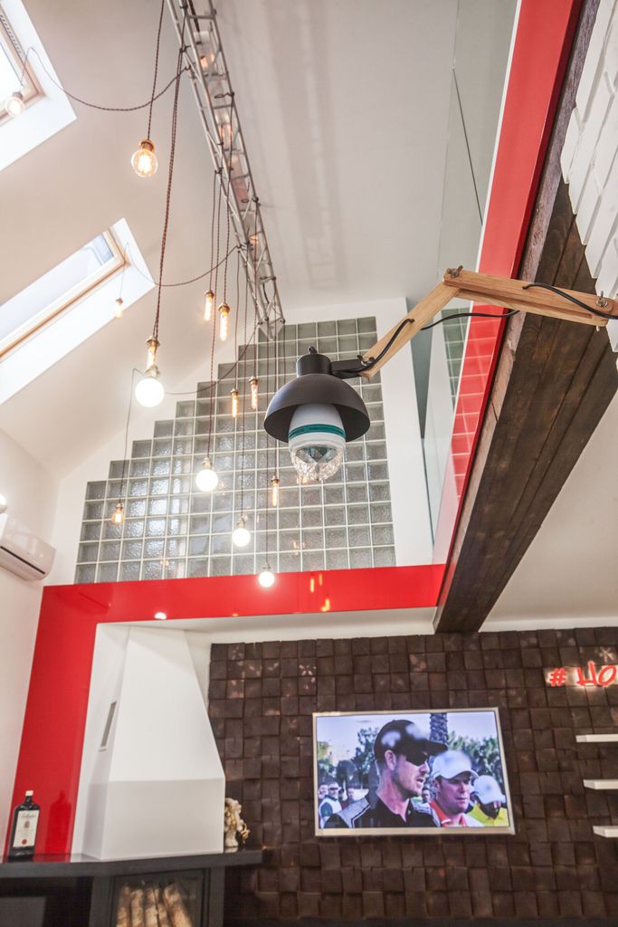 Автор дизайн-студия АТРИУМ, руководитель Олег Рожнев