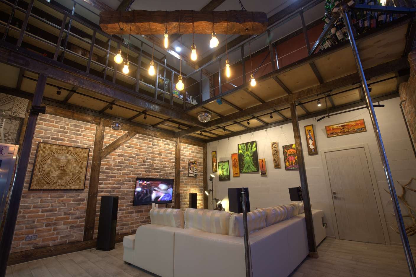 Автор дизайн-студия АТРИУМ, руководитель Олег Рожнев