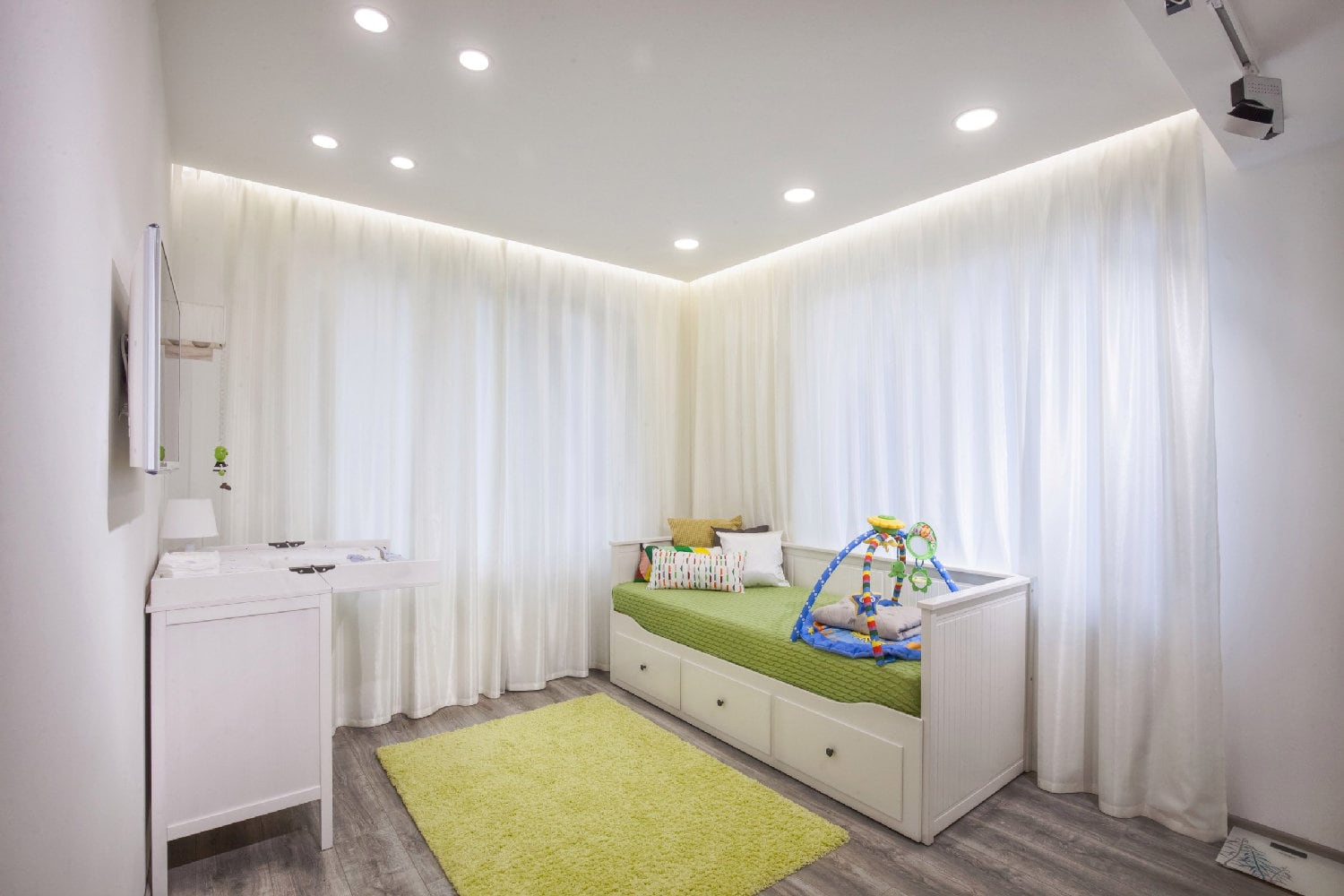 Автор дизайн-студия АТРИУМ, руководитель Олег Рожнев