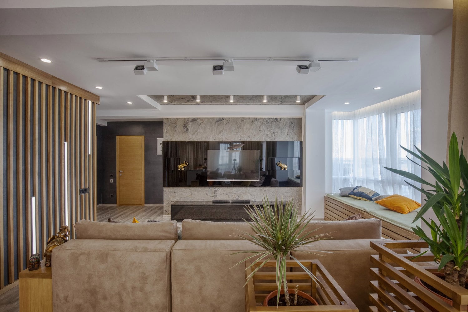 Автор дизайн-студия АТРИУМ, руководитель Олег Рожнев