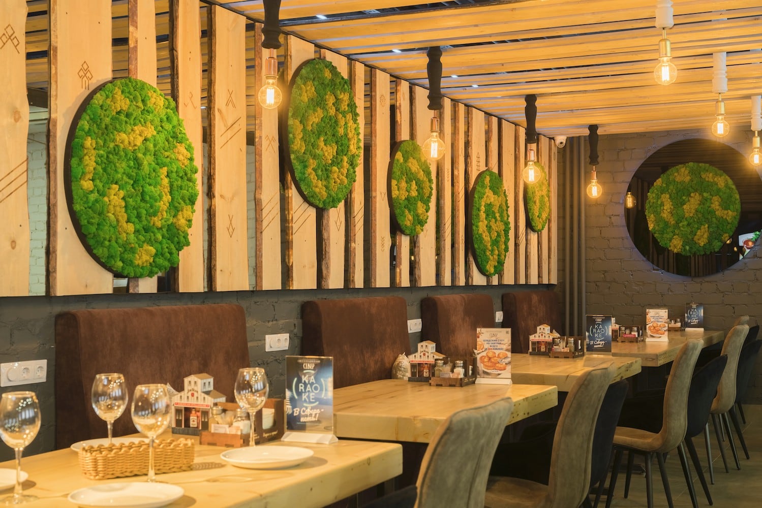 Автор дизайн-студия АТРИУМ, руководитель Олег Рожнев