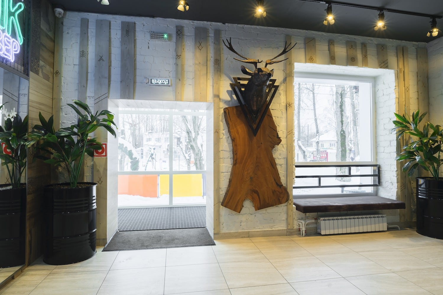 Автор дизайн-студия АТРИУМ, руководитель Олег Рожнев