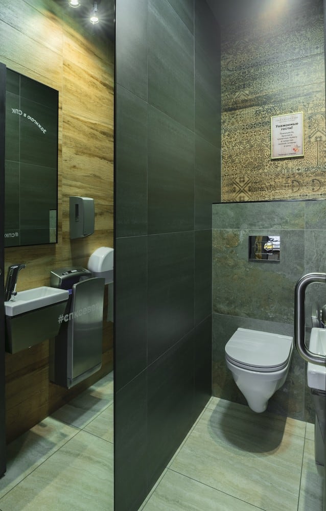 Автор дизайн-студия АТРИУМ, руководитель Олег Рожнев