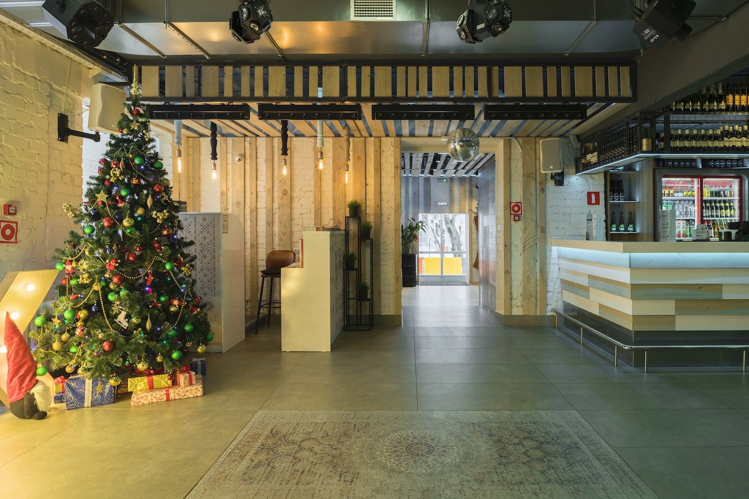 Автор дизайн-студия АТРИУМ, руководитель Олег Рожнев