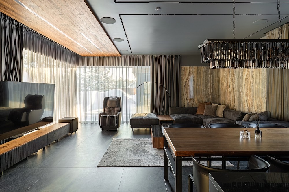 Автор дизайн-студия АТРИУМ, руководитель Олег Рожнев