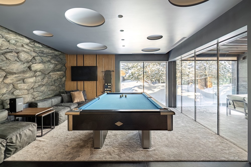 Автор дизайн-студия АТРИУМ, руководитель Олег Рожнев