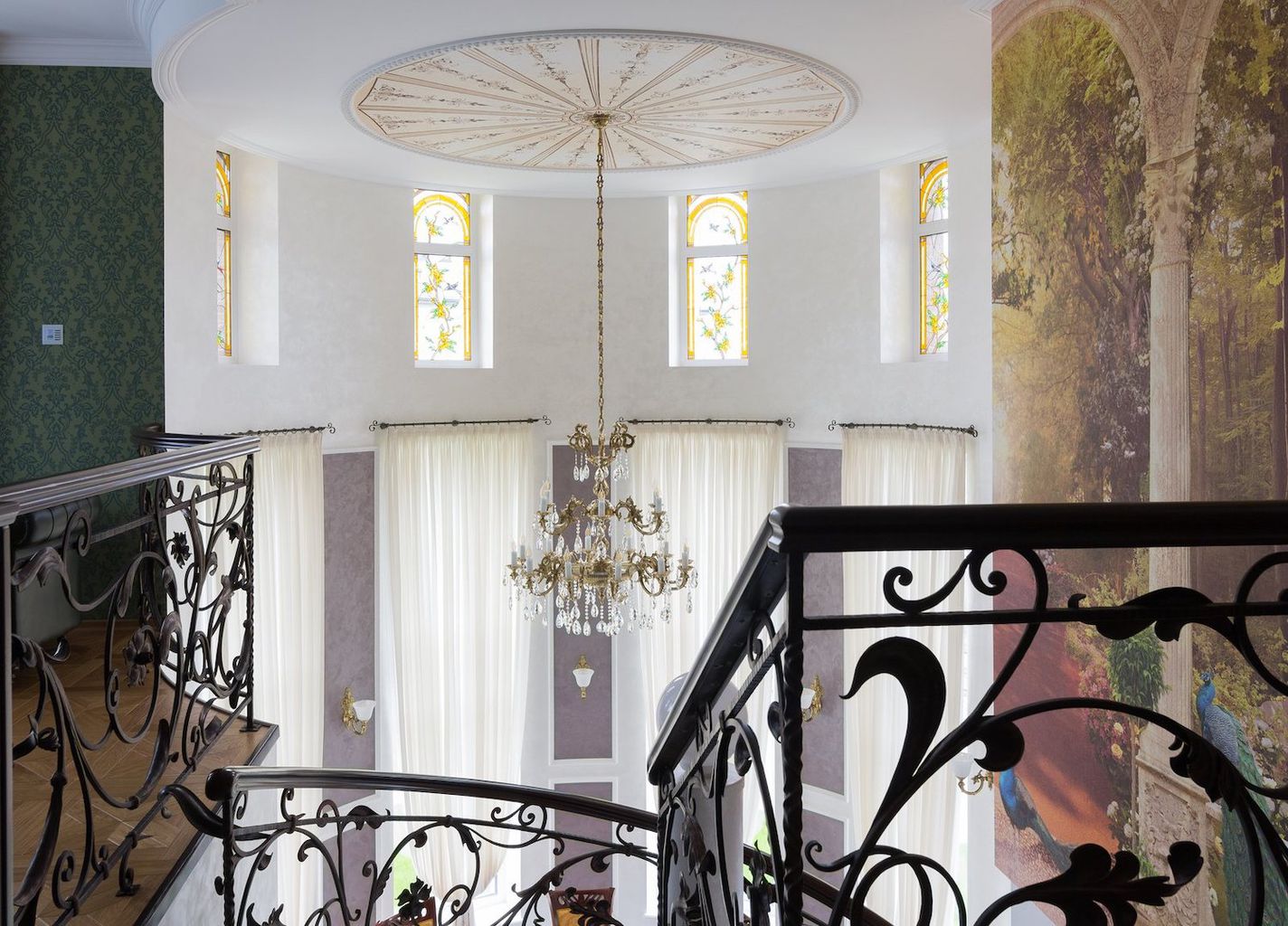 Автор дизайн-студия GRAND