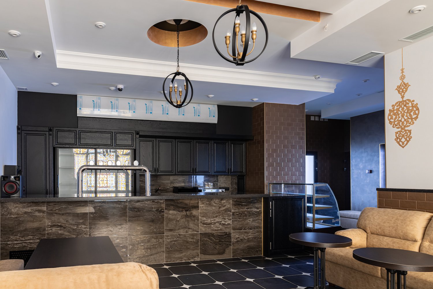 Автор дизайн-студия GRAND