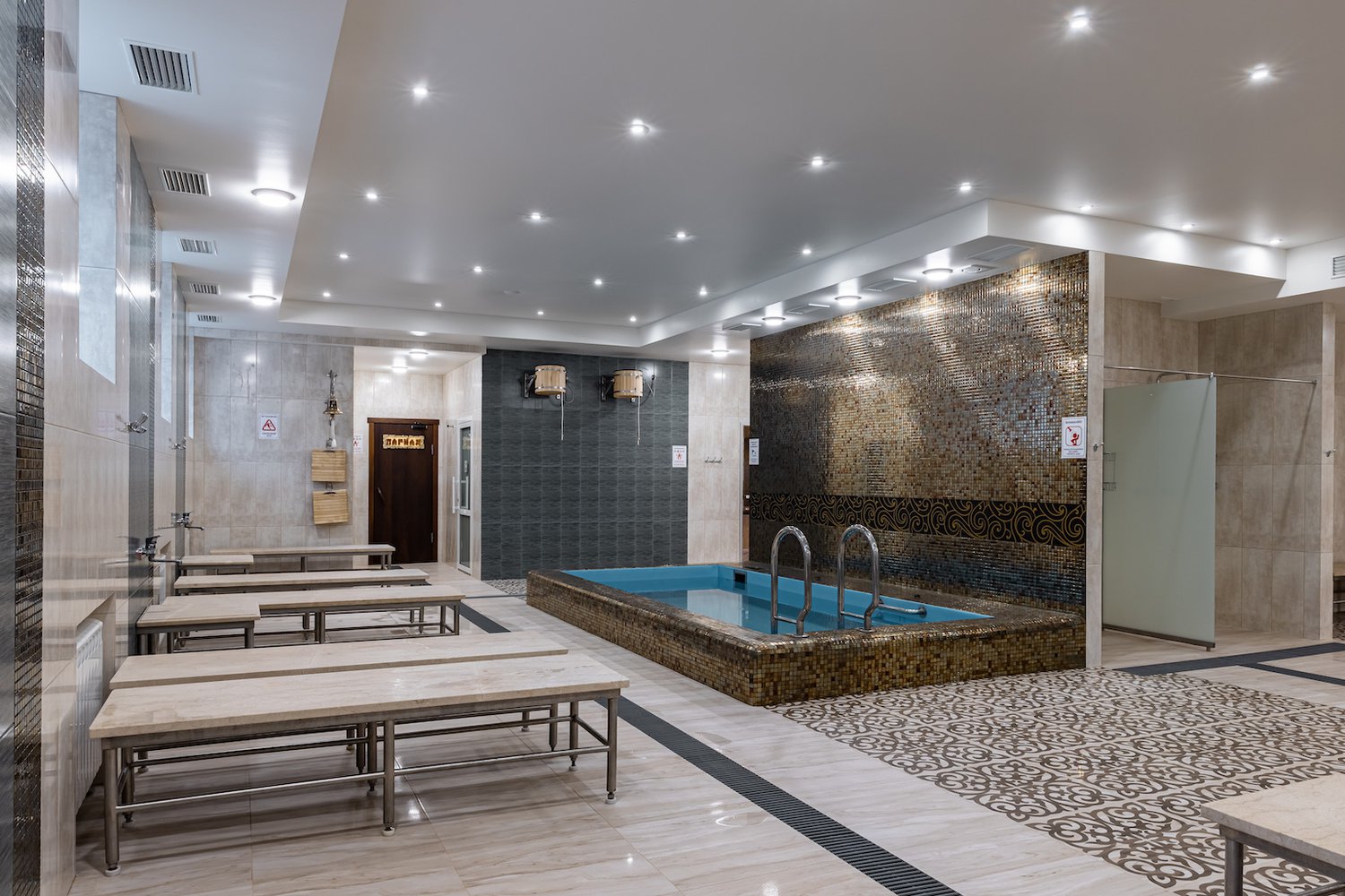 Автор дизайн-студия GRAND