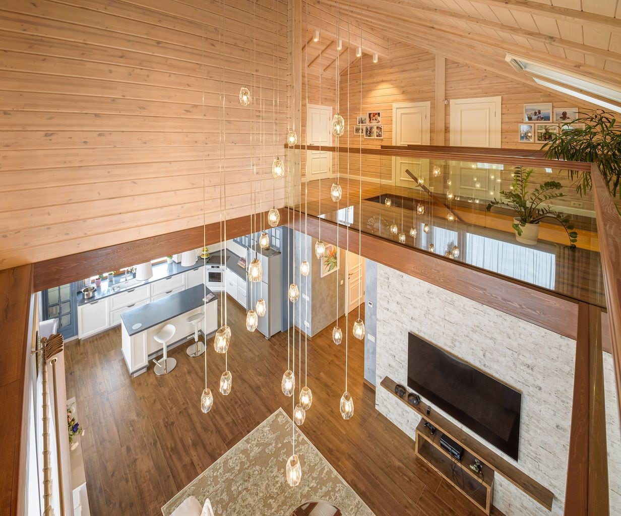 Автор дизайнер АНДРЕЙ КРУТИХИН