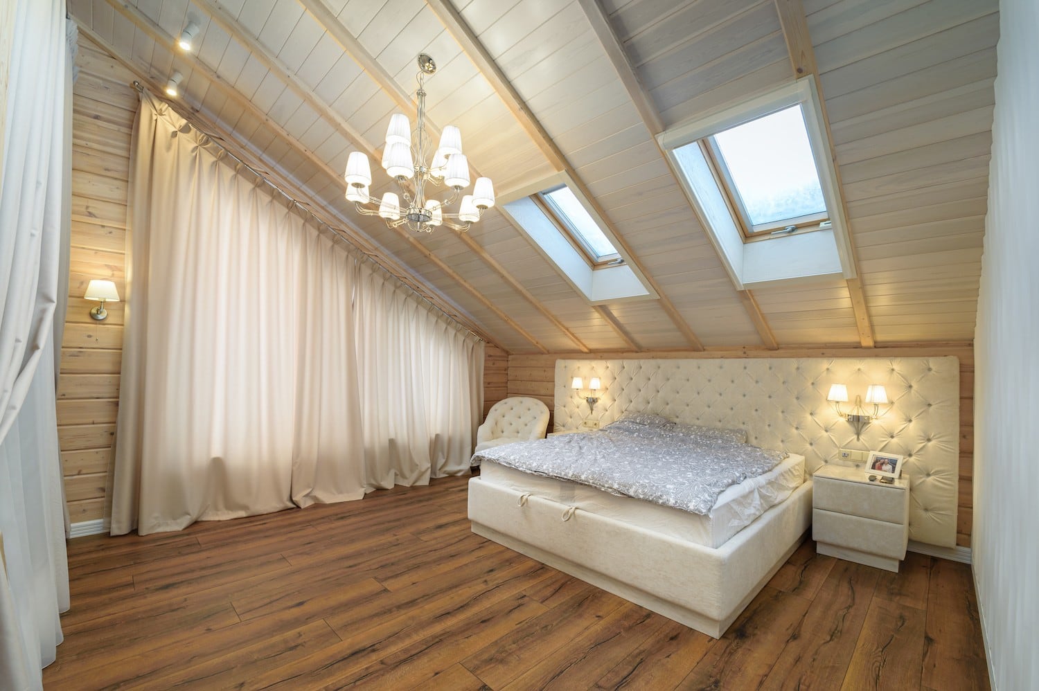 Автор дизайнер АНДРЕЙ КРУТИХИН