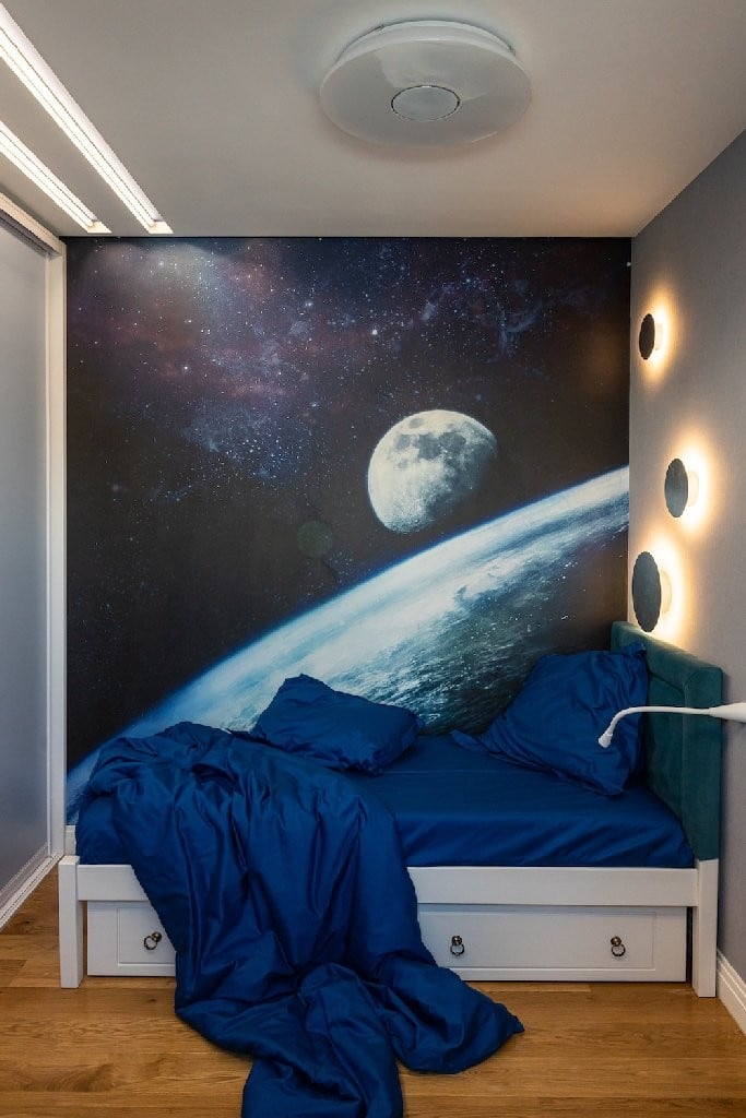 Автор дизайнер АНДРЕЙ КРУТИХИН