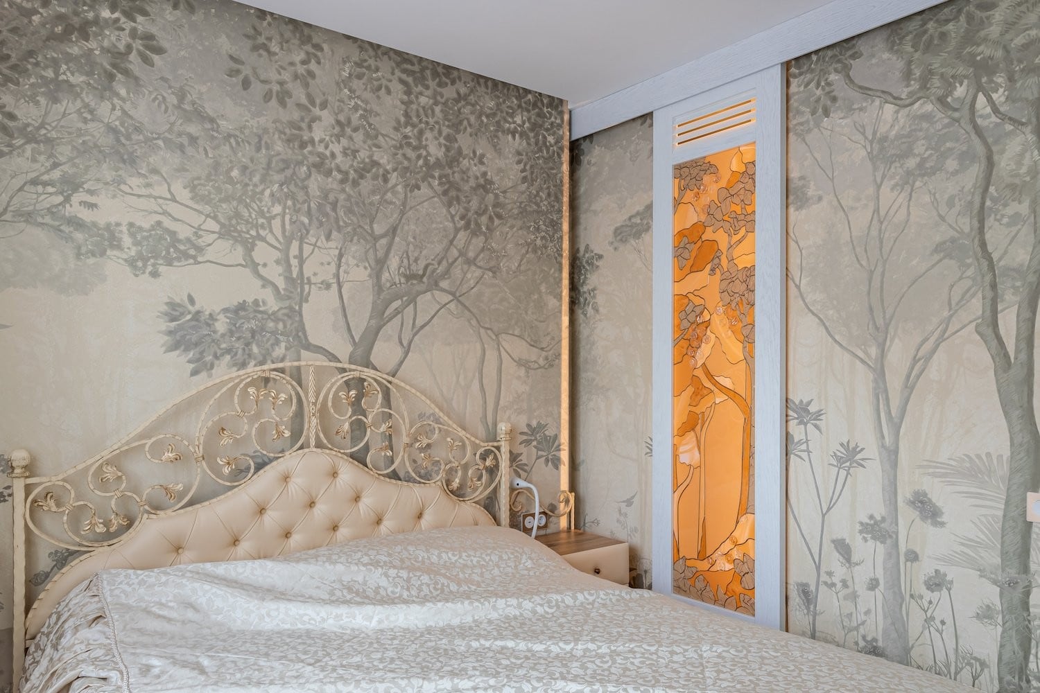 Автор дизайнер АНДРЕЙ КРУТИХИН