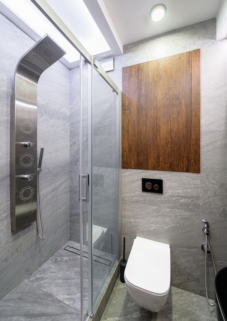 Автор дизайнер АНДРЕЙ КРУТИХИН