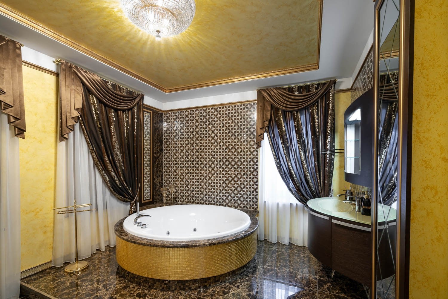 Автор дизайнер ЕКАТЕРИНА ПАПЫРИНА